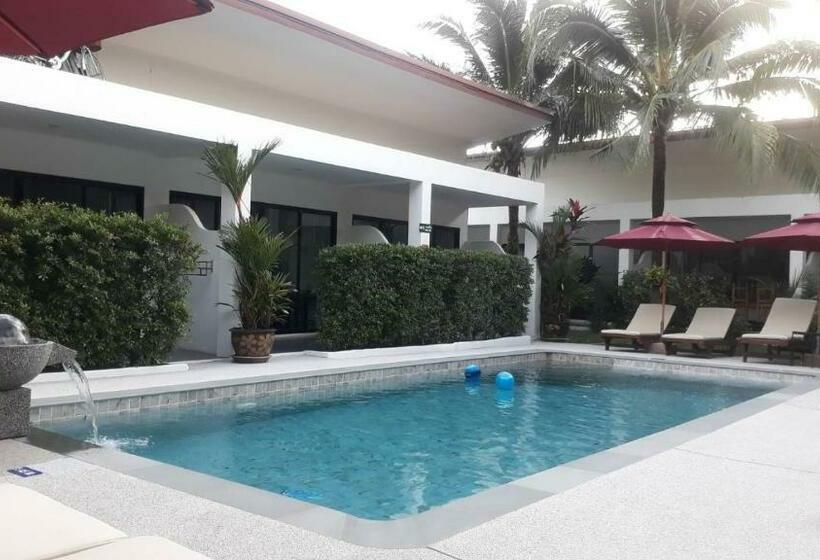 デラックスルーム, Lotus Bleu Resort & Restaurant