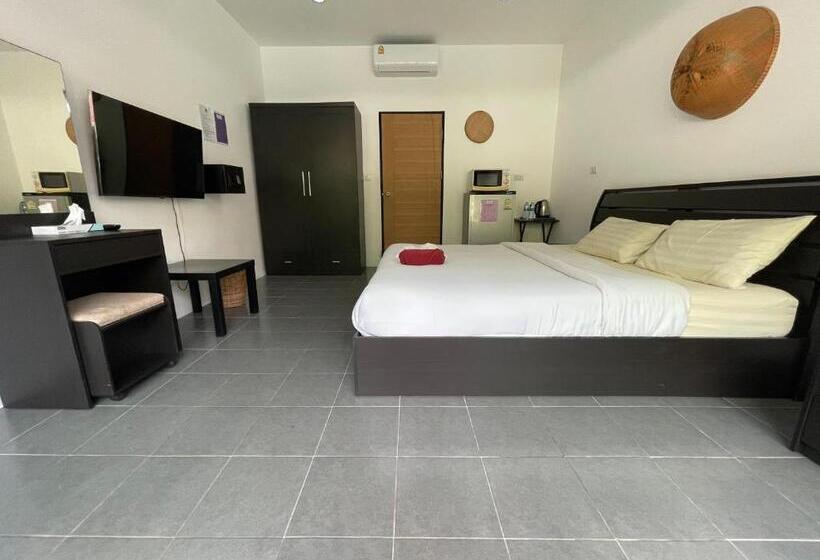 デラックスルーム, Lotus Bleu Resort & Restaurant