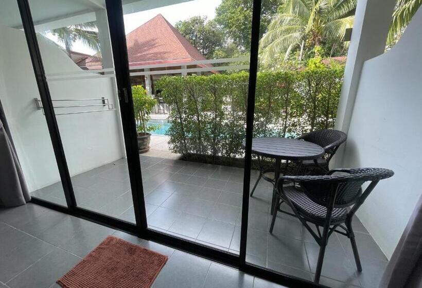 デラックスルーム, Lotus Bleu Resort & Restaurant