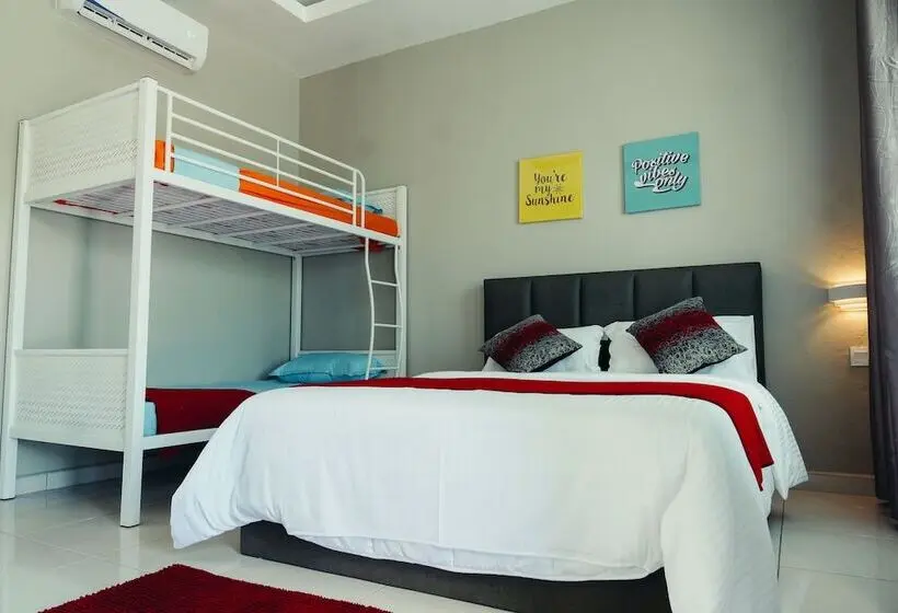 ファミリールーム, Destini Akef Villa