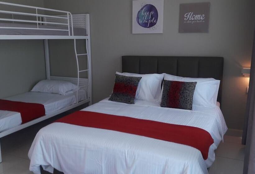 غرفة عائلية, Destini Akef Villa