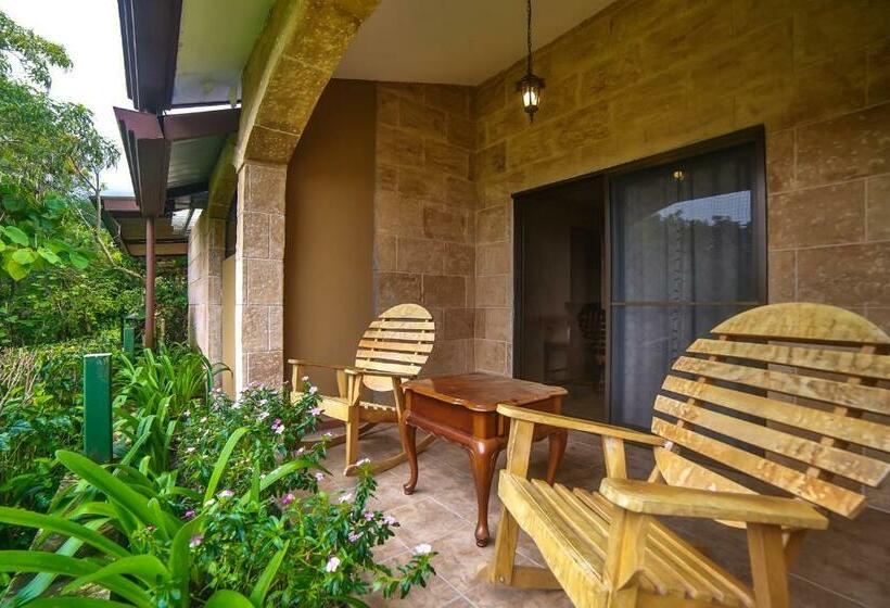 오두막, Bambuda Castle