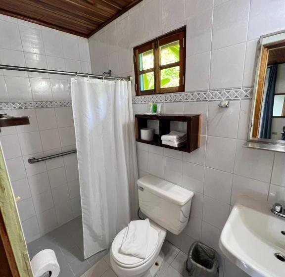 오두막, Bambuda Castle