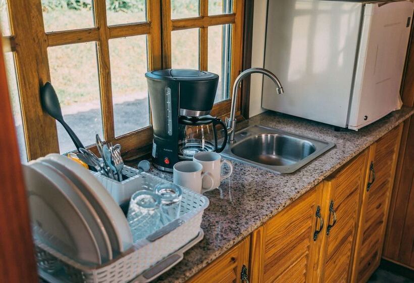 오두막, Bambuda Castle