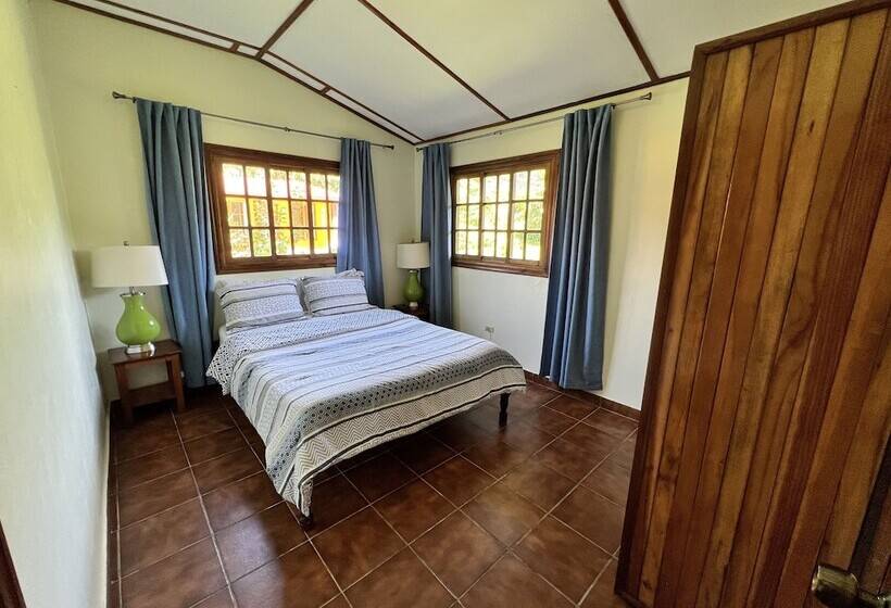 침실 2개 아파트, Bambuda Castle