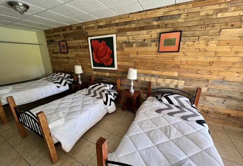 스탠다드 트리플 룸, Bambuda Castle