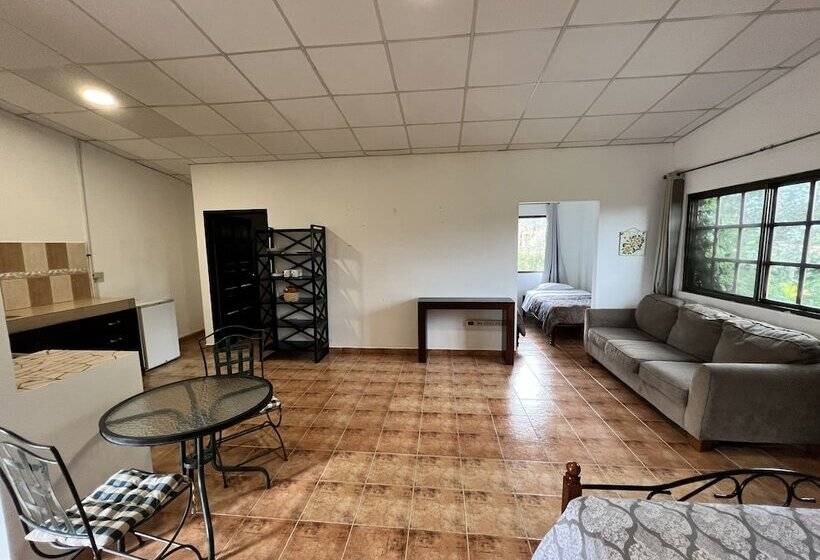 Апартаменты 1 Спальня, Bambuda Castle