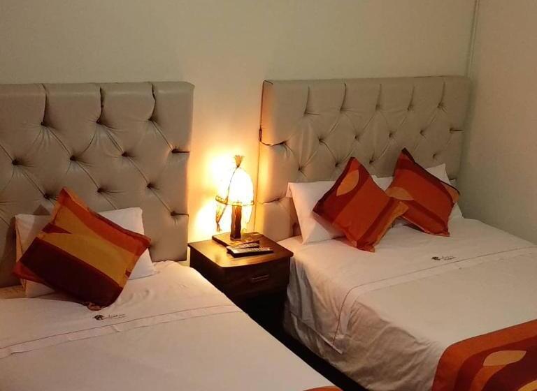 컴포트 트리플 룸, Andino