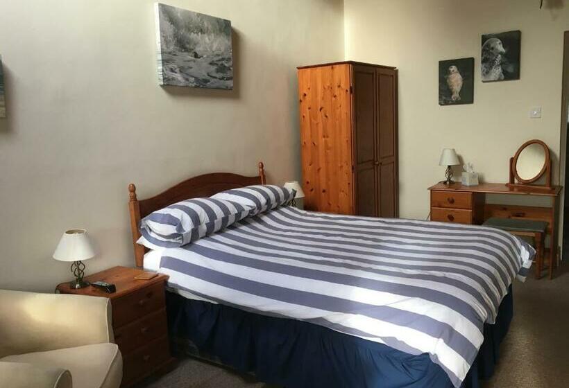 غرفة قياسية, The Waterings