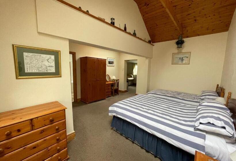 غرفة قياسية, The Waterings