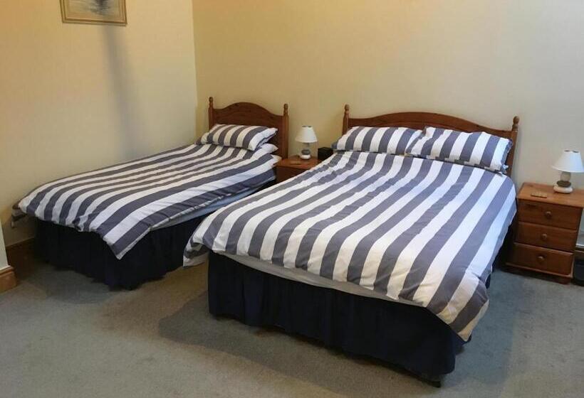 غرفة قياسية, The Waterings