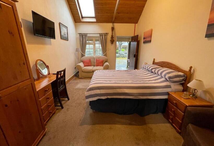 غرفة قياسية, The Waterings