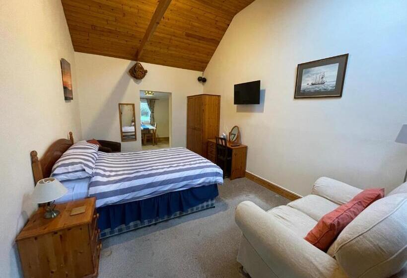 غرفة قياسية, The Waterings