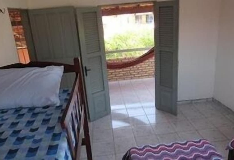 Cama em Quarto Partilhado, Delta Hostel