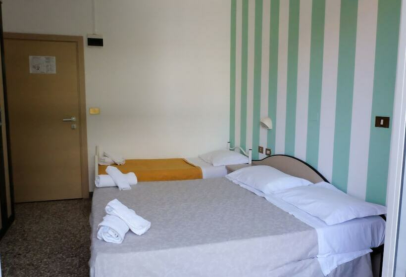 اتاق استاندارد, Beach Hotel Clerice