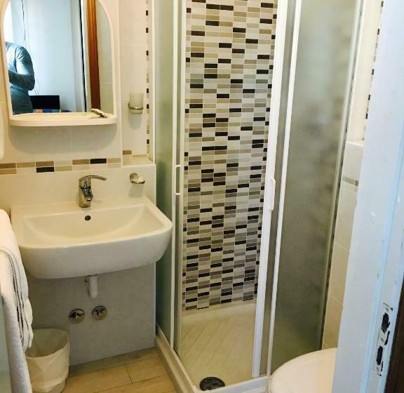 اتاق استاندارد, Beach Hotel Clerice