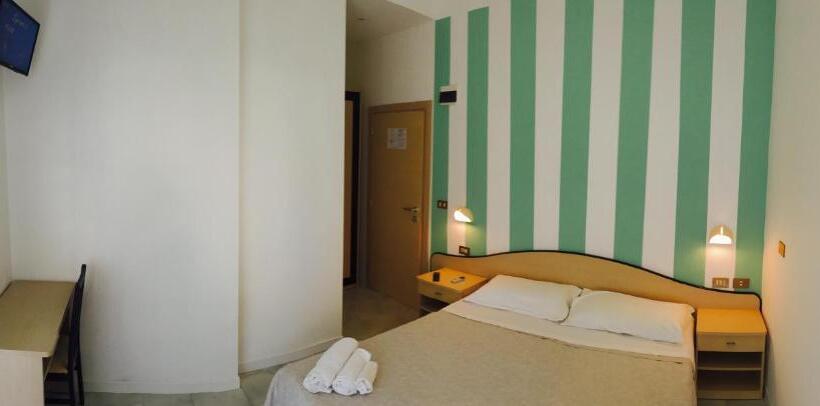 اتاق استاندارد, Beach Hotel Clerice