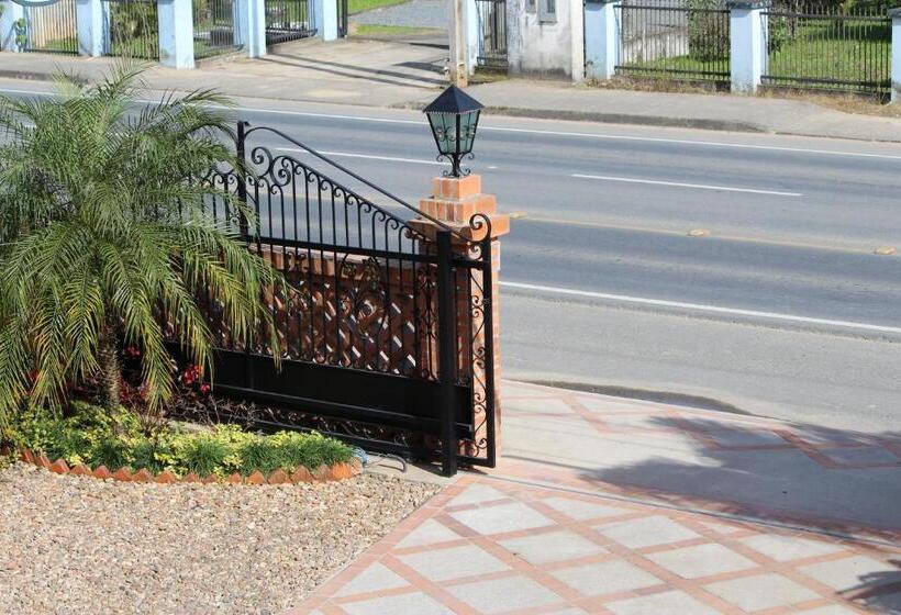 침실 1개 아파트, Edelweiss Pomerode