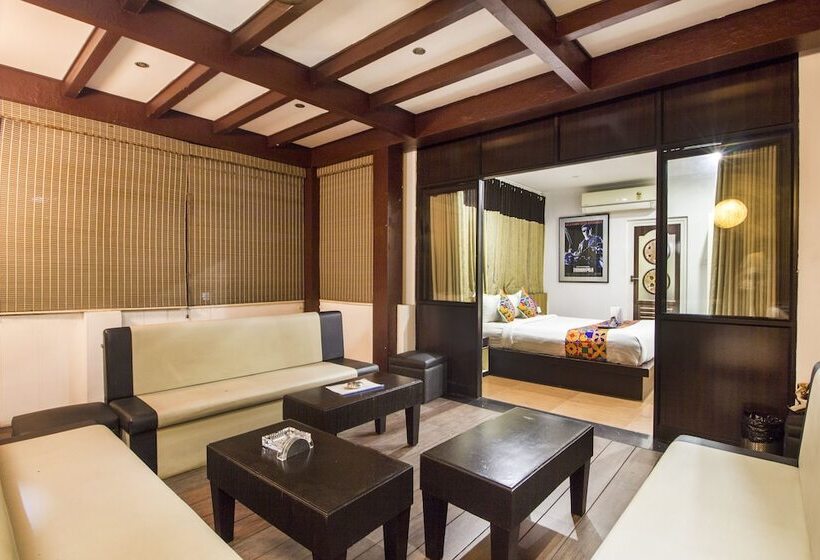 اتاق لوکس, Fabhotel Goldmine