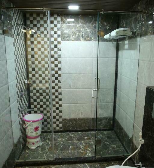 Deluxe Værelse, Kc Inn