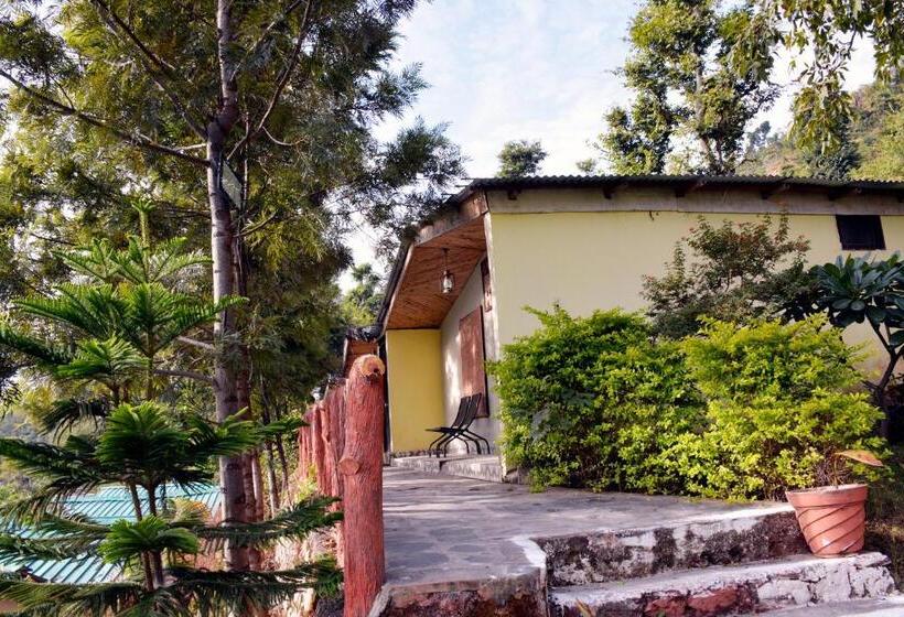 Quarto Deluxe com Sacada, Astraal Resorts And Spa