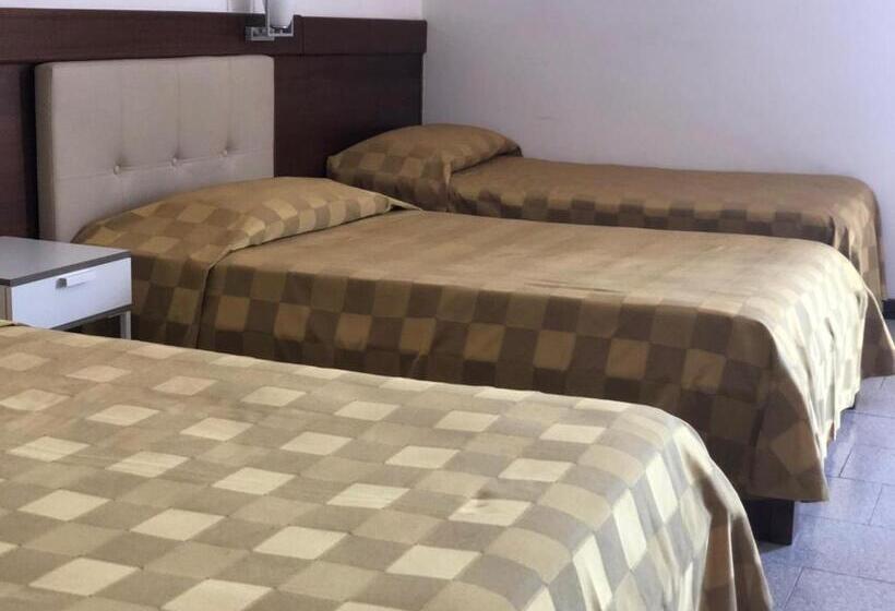 غرفة قياسية رباعية, B&b La Ruota Milano