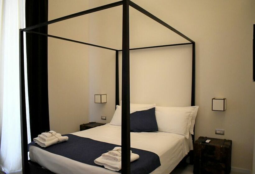 اتاق لوکس با بالکن, Gatto Bianco Duchessa