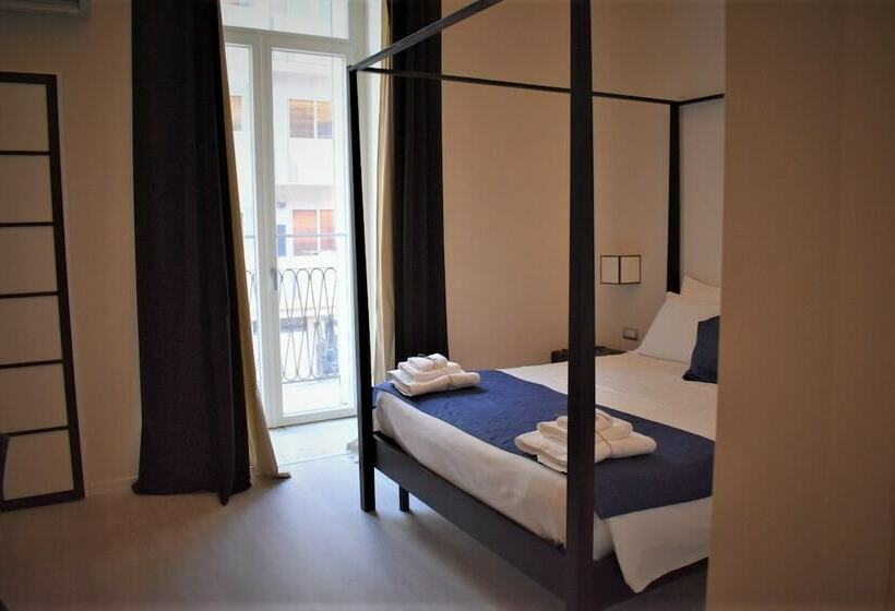 اتاق لوکس با بالکن, Gatto Bianco Duchessa