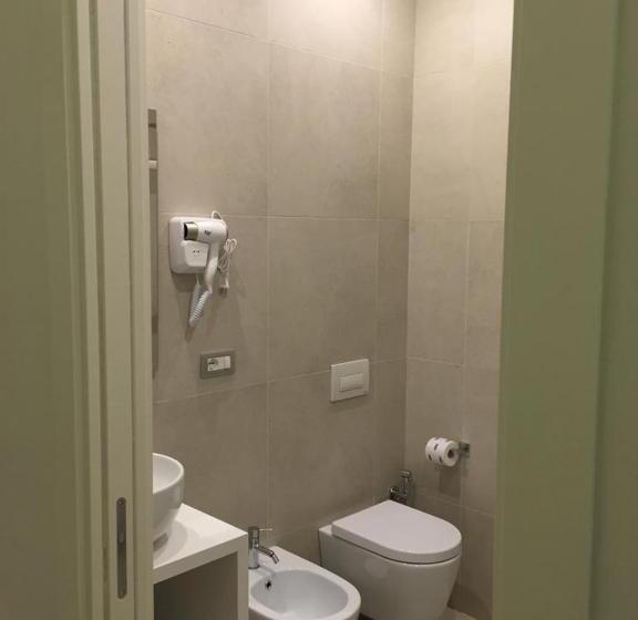 اتاق استاندارد با بالکن, Gatto Bianco Duchessa