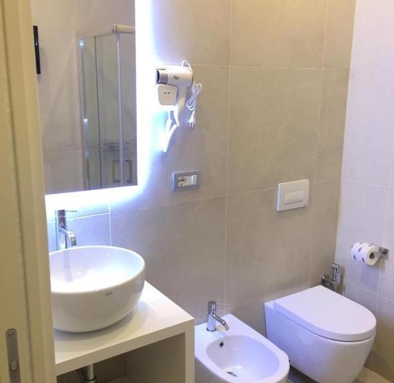 اتاق استاندارد با بالکن, Gatto Bianco Duchessa