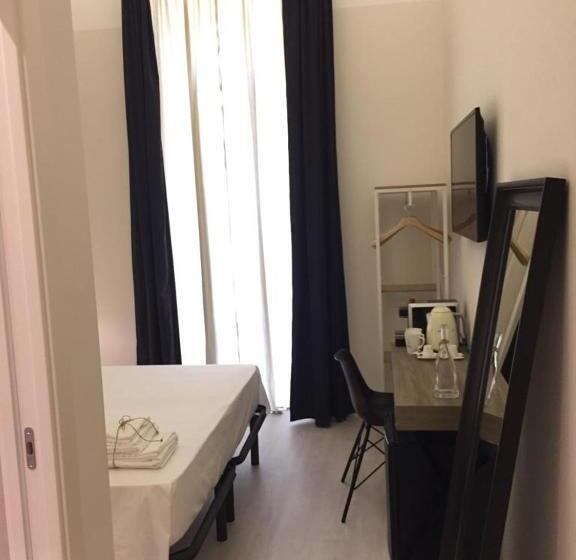 اتاق استاندارد با بالکن, Gatto Bianco Duchessa