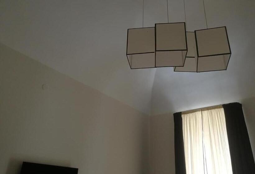 اتاق سوپریور, Gatto Bianco Duchessa