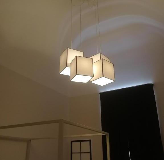 سوییت جونیور با بالکن, Gatto Bianco Duchessa