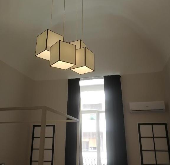 سوییت جونیور با بالکن, Gatto Bianco Duchessa