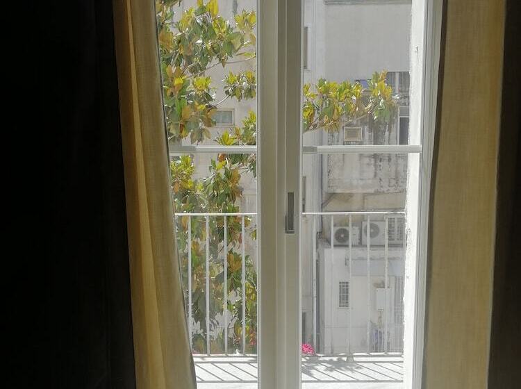 اتاق استاندارد با بالکن, Gatto Bianco Duchessa