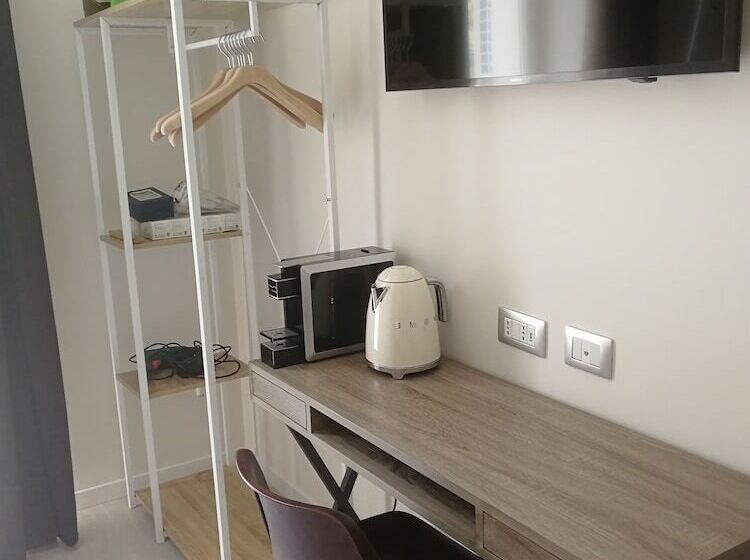 اتاق استاندارد با بالکن, Gatto Bianco Duchessa