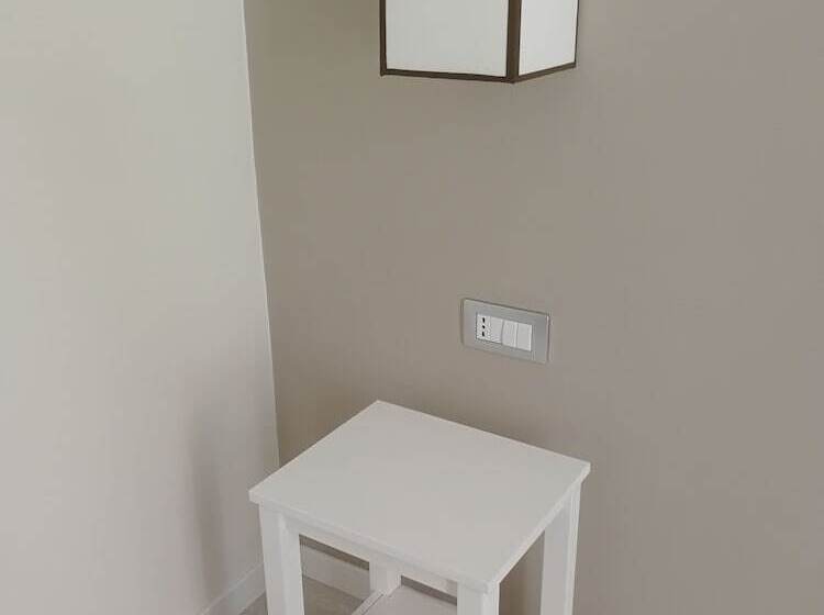 اتاق استاندارد با بالکن, Gatto Bianco Duchessa