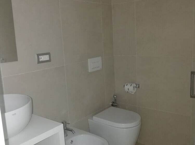 اتاق استاندارد با بالکن, Gatto Bianco Duchessa