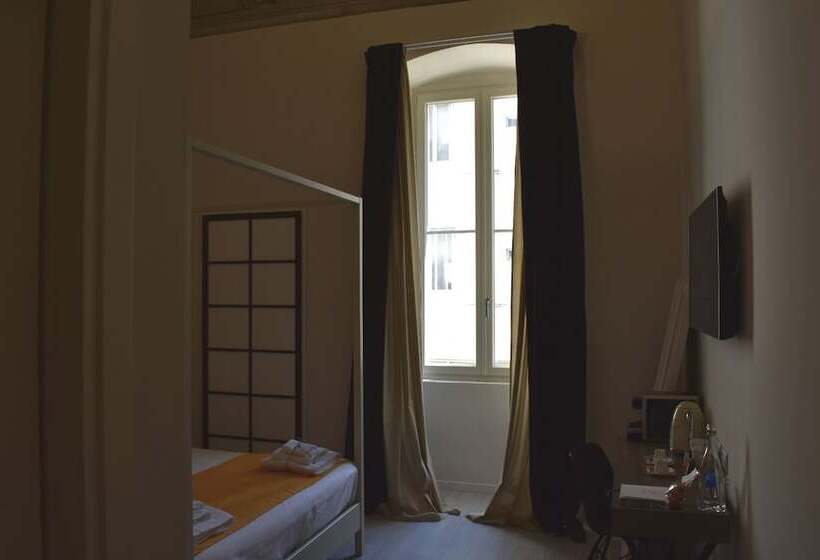 اتاق لوکس, Gatto Bianco Duchessa