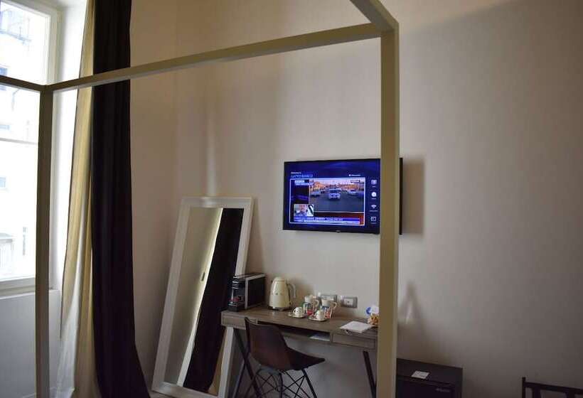 اتاق لوکس, Gatto Bianco Duchessa