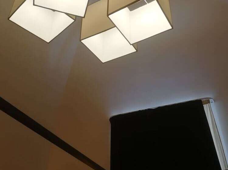 سوییت جونیور با بالکن, Gatto Bianco Duchessa