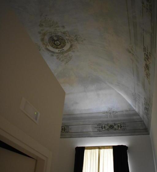 اتاق لوکس, Gatto Bianco Duchessa