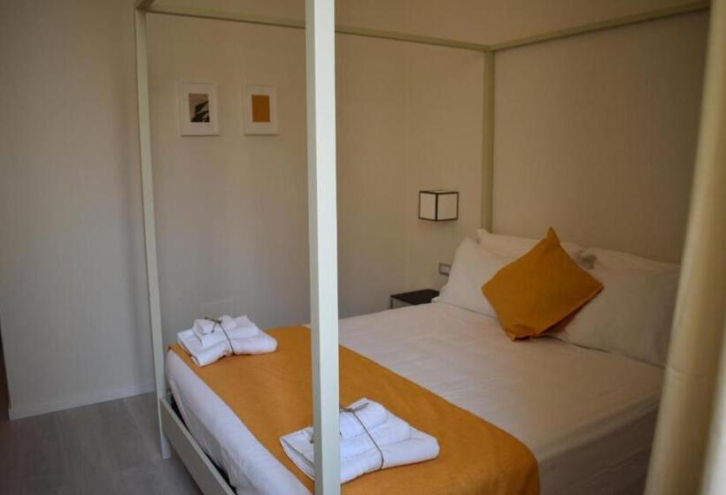 اتاق لوکس, Gatto Bianco Duchessa