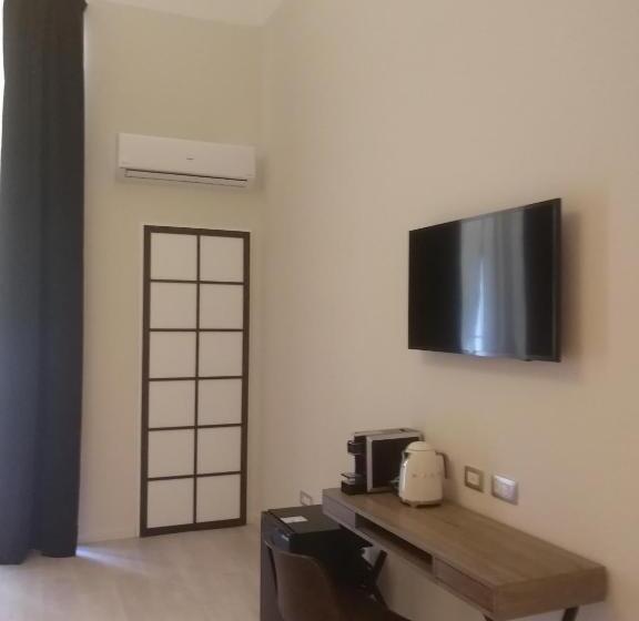 سوییت جونیور با بالکن, Gatto Bianco Duchessa