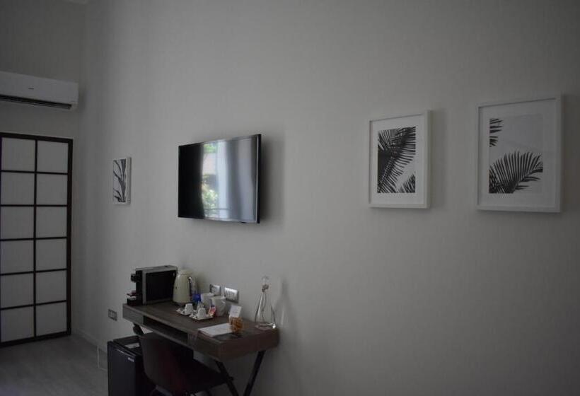 سوییت جونیور با بالکن, Gatto Bianco Duchessa