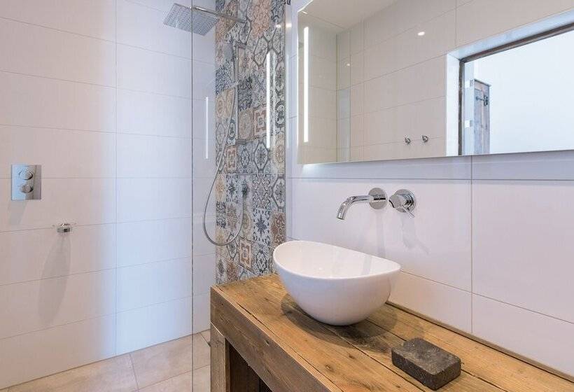 带阳台基本间, Boutique Hotel Zies