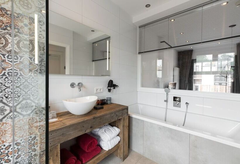 标准间带阳台, Boutique Hotel Zies