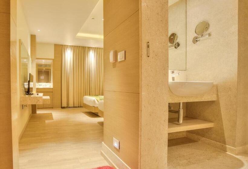 חדר סופריור, Grand Bhabendra Alay