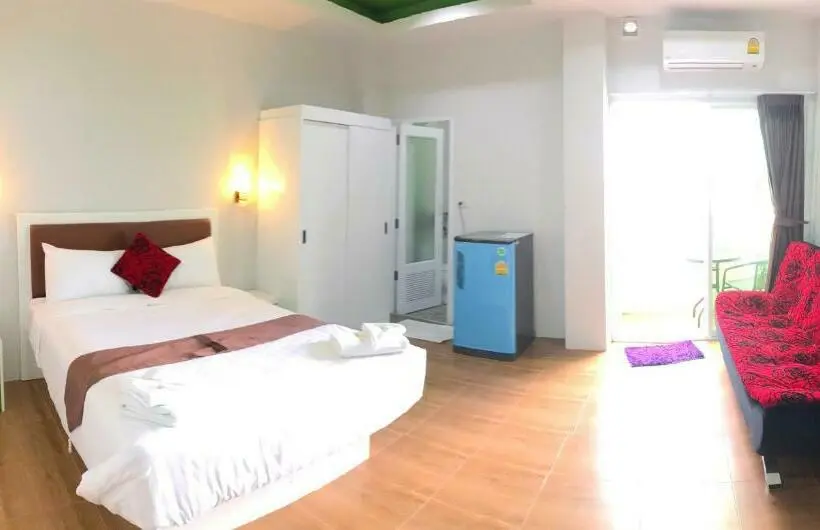 اتاق استاندارد با چشم‌انداز کوهستان, Namthip Residence