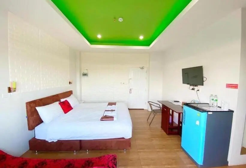 اتاق استاندارد با چشم‌انداز کوهستان, Namthip Residence